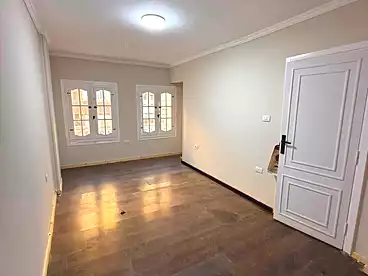 Apartments For sale in Khesro Basha St., Helwan El Sharkeya, 170 sqm