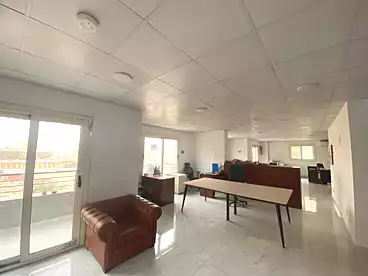 مكاتب للإيجار في شارع كارفور الرئيسي، زهراء المعادي، 400 متر