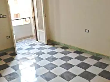 Apartments For sale in Mostafa Safwat St., Helwan El Sharkeya, 95 sqm