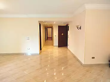 For sale in Street 45, Third Neighborhood, 161 sqm
