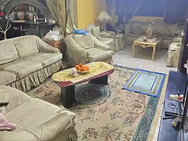 شقق للبيع في شارع جمال عبد الناصر، المندرة، 130 متر