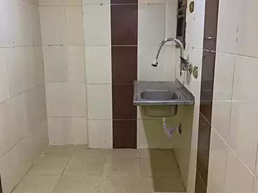 عقارات للإيجار في شارع الأربعين، فيصل، 90 متر