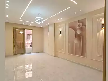 شقق للبيع في اللبيني، فيصل، 100 متر