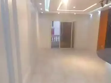 شقق للبيع في اللبيني، فيصل، 150 متر