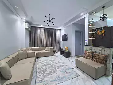 عقارات للإيجار في شارع المستقبل، الحي الرابع، 250 متر