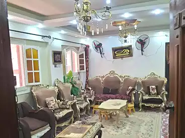 عقارات للبيع في شارع القاعدة، البيطاش، 130 متر