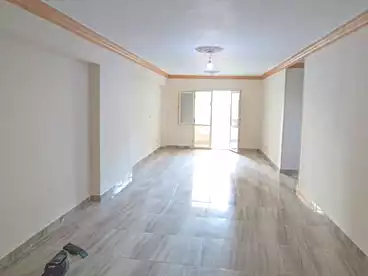 Apartments For sale in Ganaklis, Alexandria, 165 sqm