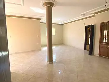 عقارات للبيع في شارع اللوتس، المجاوره الثالثه عشر، 140 متر