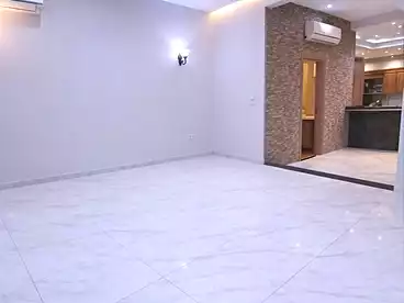 إداري للإيجار في طريق الجيش، كامب شيزار، 420 متر