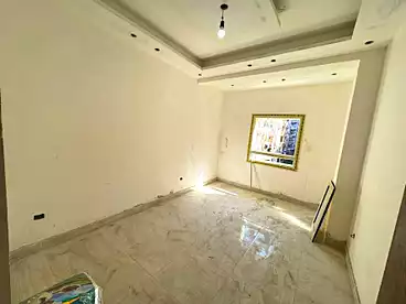 شقق للبيع في محرم بك، الاسكندرية، 105 متر
