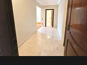 Corporate Branch For rent in Mortada Basha St, Ganaklis, 160 sqm