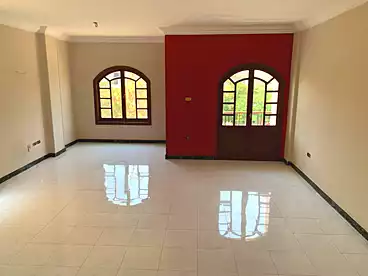 Apartments For rent in Street 1, First Neighborhood, 200 sqm