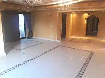 شقق للبيع في شارع ابو الفوارس، الحي السابع، 210 متر