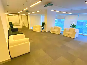 إداري للإيجار في شارع 206، دجلة، 360 متر