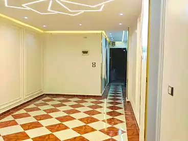 Apartments For sale in Abo El Shawareb St., El Hanouvel, 130 sqm