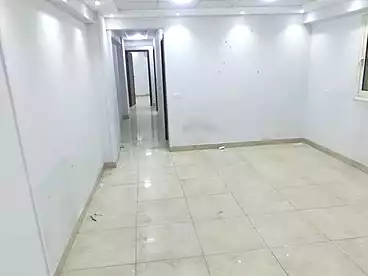 إداري للإيجار في شارع المراغي، حلوان الشرقية، 140 متر