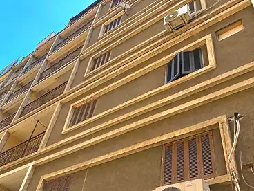 عقارات للبيع في شارع الزهور، الاميريه، 105 متر
