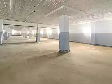 مباني للإيجار في ج، الصناعيه ب، 1650 متر