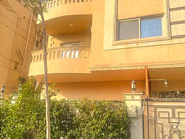 Private For sale in Mohamed Rahim St, El Yasmeen 3, 210 sqm