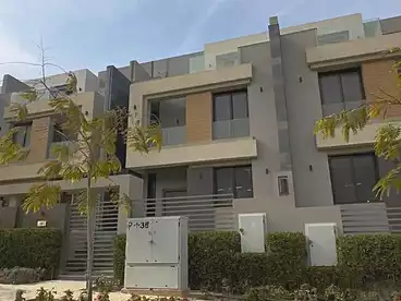 فلل للبيع في كمبوند لافيستا سيتى، الحي السكني الرابع - R4، 303 متر