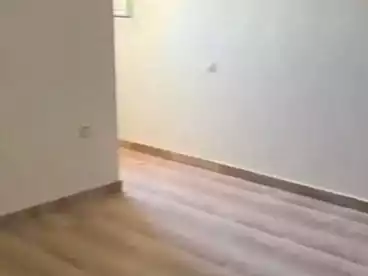 Apartments For rent in Kanal Al Mahmoudeya Al Bahri St, Moharram Bey, 125 sqm