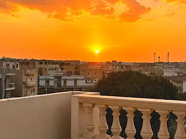 روف للبيع في احمد عكاشة، شارع د، 220 متر
