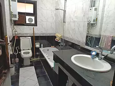 عقارات للبيع في شارع رستم، حلوان، 135 متر