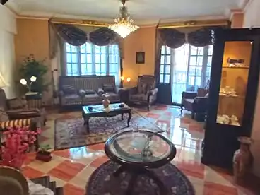 Apartments For sale in Gamal Abdel Nasser St., El Mandara, 200 sqm