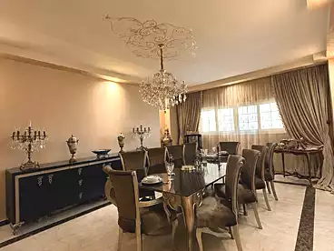عقارات للبيع في شارع محمود سامي البارودي، القرية السياحية الرابعه، 250 متر