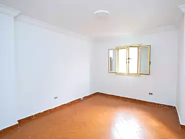 Apartments For sale in Ganaklis, Alexandria, 165 sqm
