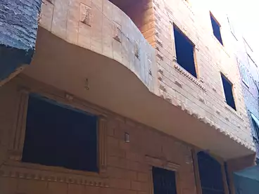 منزل / بيت للبيع في الحفرية، البراجيل، 100 متر