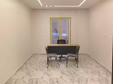 Administrative For rent in Abou Quer St - El Horeya Rd, Ganaklis, 150 sqm