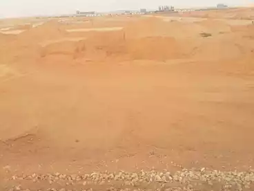 للبيع في الحي الثالث وثلاثون، العاشر من رمضان، 605 متر