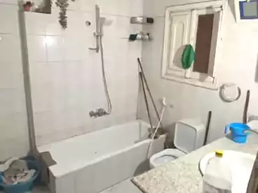 Apartments For sale in El Shaheed Ahmed Hamdy St., El Tawabek, 114 sqm