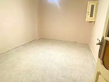 شقق للبيع في شارع ابراهيم العوامي، العجمي، 90 متر