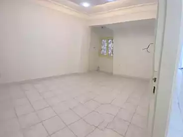 شقق للبيع في البيطاش، العجمي، 120 متر