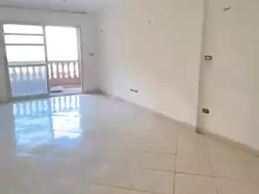 شقق للإيجار في شارع محرم بك، محرم بك، 120 متر