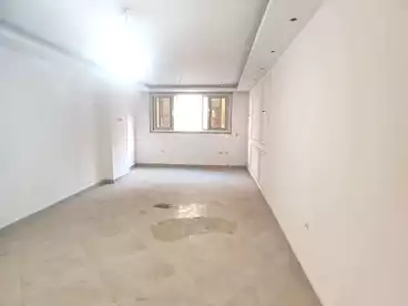 شقق للبيع في شارع العشرين، حدائق حلوان، 150 متر