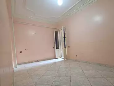 شقق للإيجار في شارع سيدي كمال، المندرة بحري، 135 متر