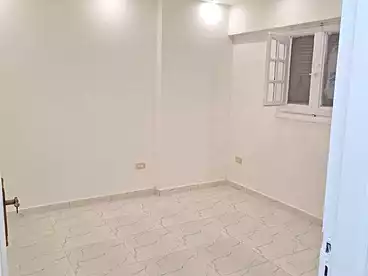 Apartments For sale in El Mandara Bahri, El Mandara, 130 sqm