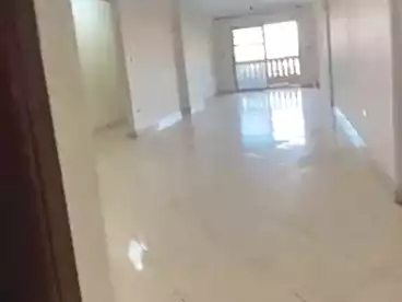 شقق للإيجار في شارع محرم بك، محرم بك، 120 متر