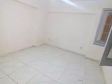 Apartments For rent in Thabit Basha St., Helwan El Sharkeya, 195 sqm