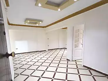 شقق للبيع في الفلكي، السيوف، 100 متر
