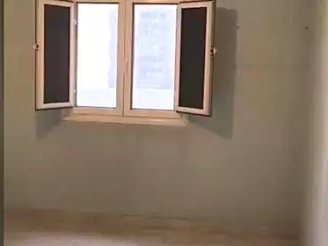 Apartments For sale in Mostafa Fahmy St., Helwan, 125 sqm