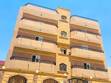شقق للبيع في شارع السنترال، المجاورة الأولى، 140 متر