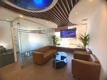 عقارات للإيجار في شارع التسعين الشمالي، شارع التسعين، 320 متر