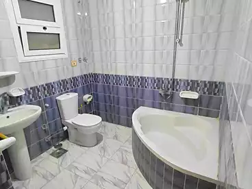 شقق للبيع في شارع خليل حماده، سيدي بشر بحري، 120 متر