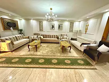 عقارات للإيجار في شارع فريد سميكة، ميدان الحجاز، 250 متر