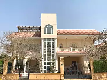 For rent in May Fair - Aqar Misr, Compounds in Elshorouk City, 512 sqm