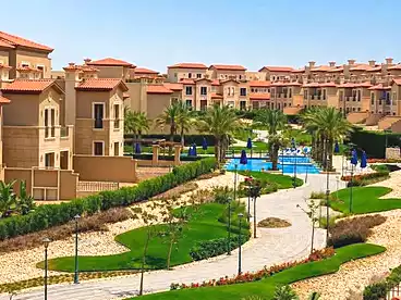 عقارات للبيع في كمبوند لافيستا سيتى، الحي السكني الرابع - R4، 253 متر